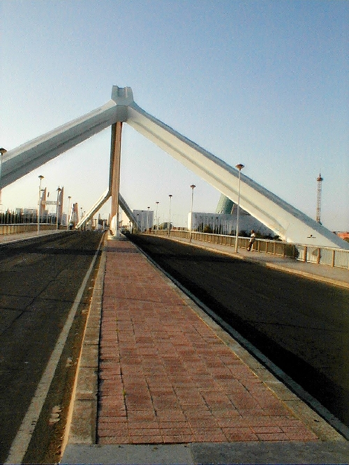 Barqueta Bridge