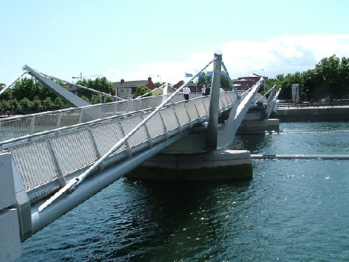 Sean O'Casey Pedestrian Bridge